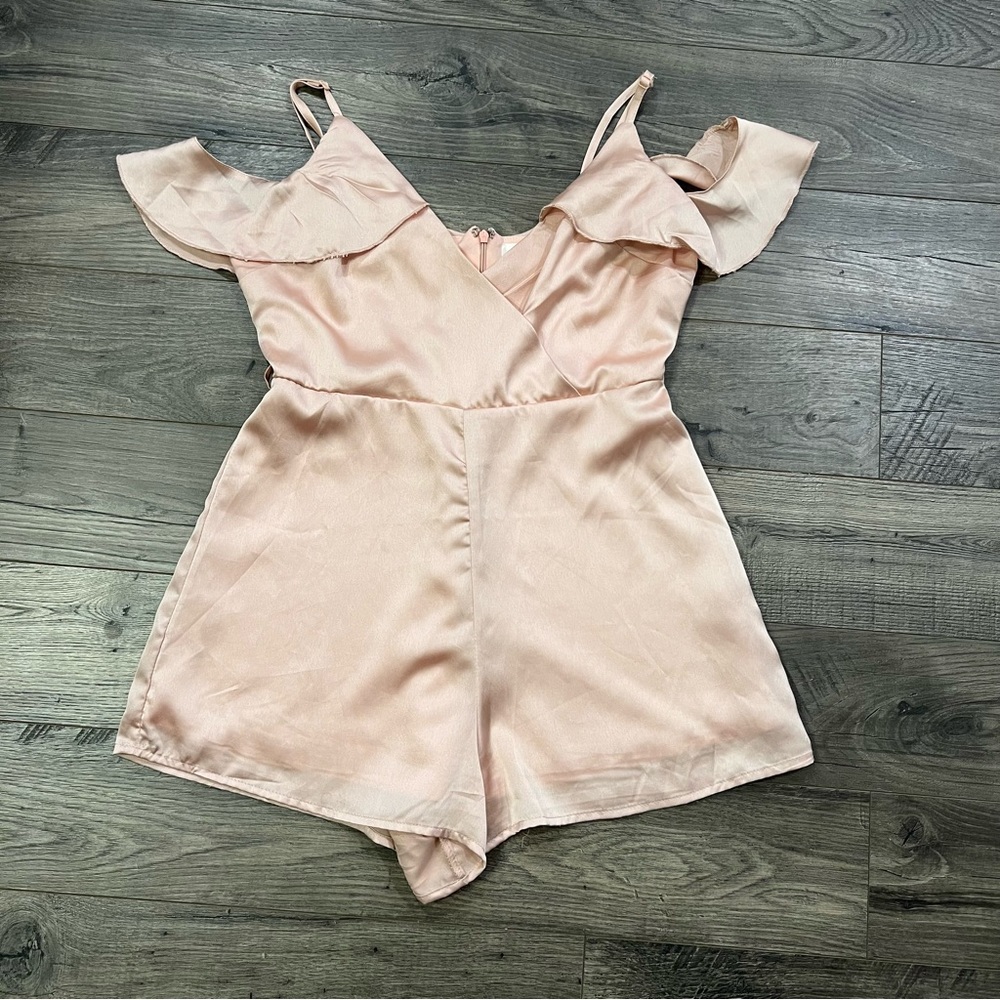 Wet Seal Niki and Gabi Collab Size Medium Romper Pink